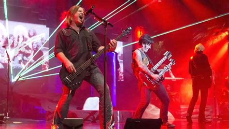 Raiding the rock vault setlist  Have a look which song was played how often on the tour Raiding the Rock Vault!Raiding The Rock Vault: Great Setlist, Solid Performances - See 4,396 traveler reviews, 1,488 candid photos, and great deals for Las Vegas, NV, at Tripadvisor